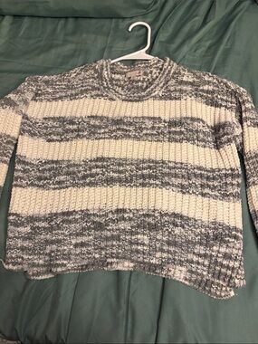 SO Striped Knit Sweater in Cream and Gray